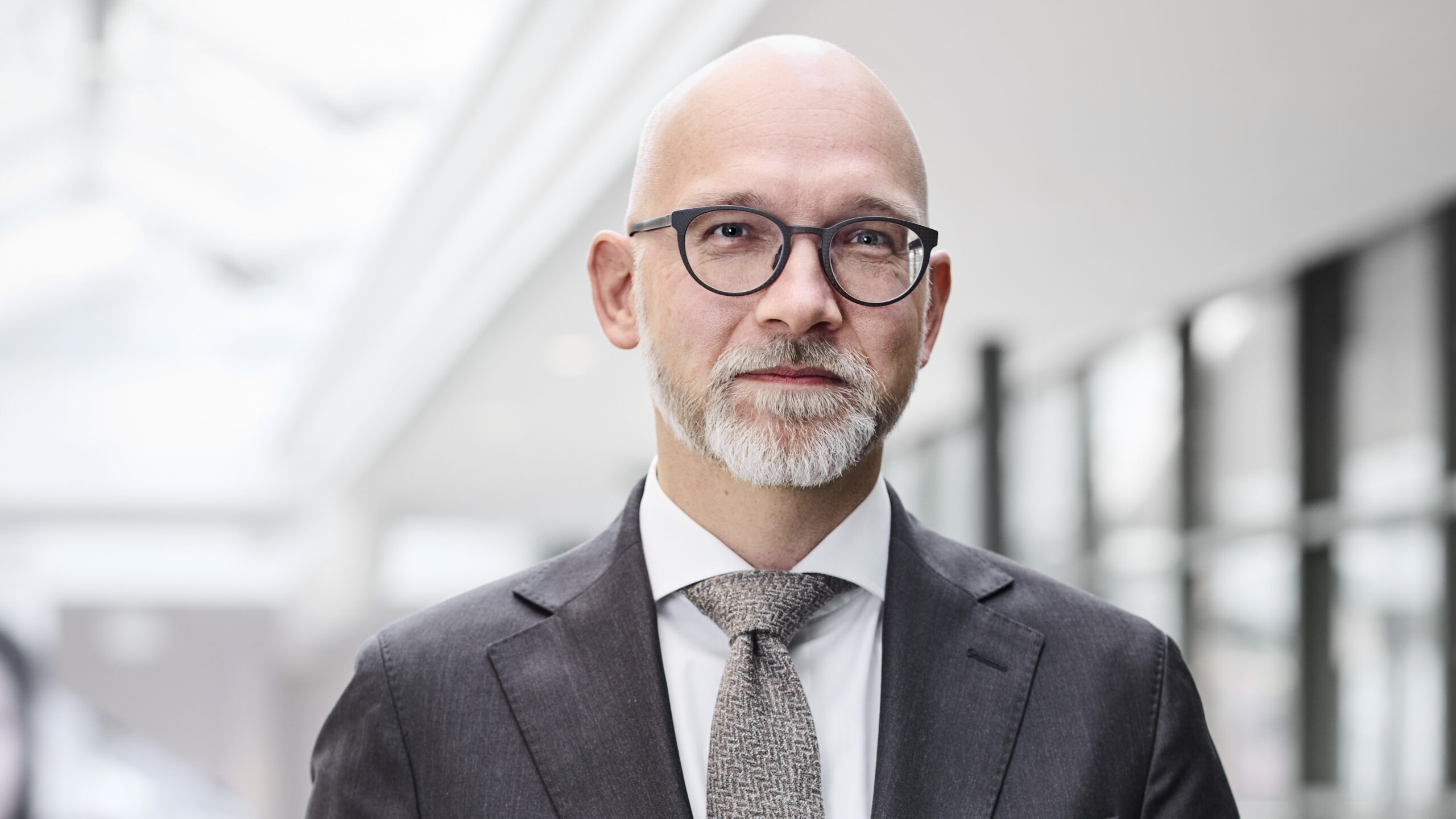Jonas 16-9